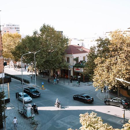 Barrikada Str Modern Apartments - The Nest Tirana Exterior foto
